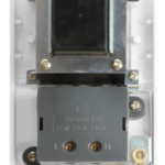 Click Polar Dual Voltage Shaver Socket